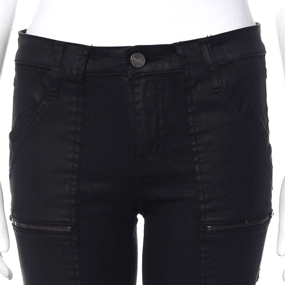 Joie Park skinny coated denim sz 28, zippers, like new condition